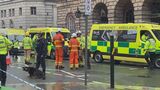 英リバプール優勝パレードに車突っ込む 27人搬送 テロとの関連否定|TBS NEWS DIG