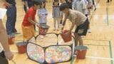 ”バケツリレーや簡易トイレの組み立て競争”　小学生が楽しみながら防災を学ぶ「ぼうさい運動会」|TBS NEWS DIG