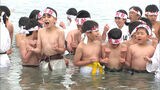 気温５度冬の冷たい海で心身鍛える「寒行」　空手道場の約２００人が参加　|　福岡のニュース｜RKB NEWS｜RKB毎日放送