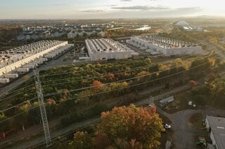 アマゾン株急落、巨額設備投資で利益圧迫懸念－26年に2000億ドル計画| TBS CROSS DIG with Bloomberg