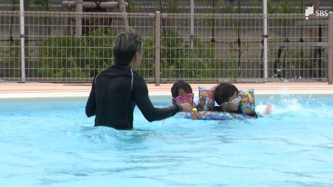 気温33.9℃の残暑も…。プール最終日の子ども「寒かった」 3年ぶりリニューアルの大浜公園プールが営業終了=静岡|TBS NEWS DIG