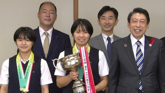 無敵の中村学園女子高校剣道部「全国大会連覇」知事に報告～玉竜旗・インターハイ　　|　福岡のニュース｜RKB NEWS｜RKB毎日放送