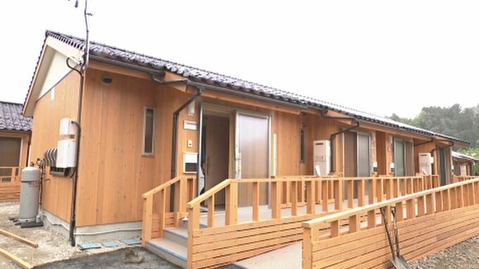 景観に配慮した「木造長屋型」の仮設住宅が被災地に完成　|　石川県のニュース｜MRO北陸放送