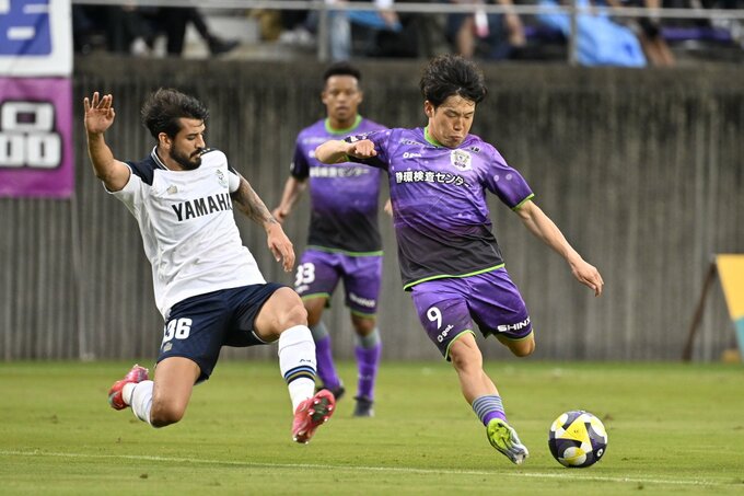 藤枝MYFC エース矢村健2発でジュビロ磐田にリーグ戦初勝利 “蒼藤決戦”は2-1は藤枝に軍配【J2リーグ第30節速報】|TBS NEWS DIG