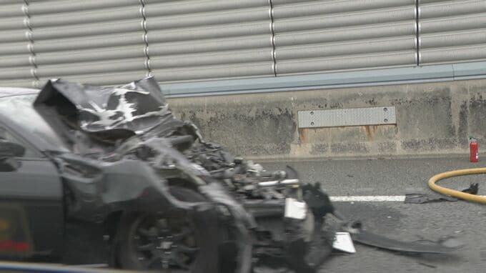 ｢トラックと車の事故｣ 伊勢湾岸道で乗用車がトラックに追突か 3人けが 上りの湾岸弥富IC付近 愛知･弥富市　|　名古屋・愛知・岐阜・三重のニュース【CBC news】 | CBC web