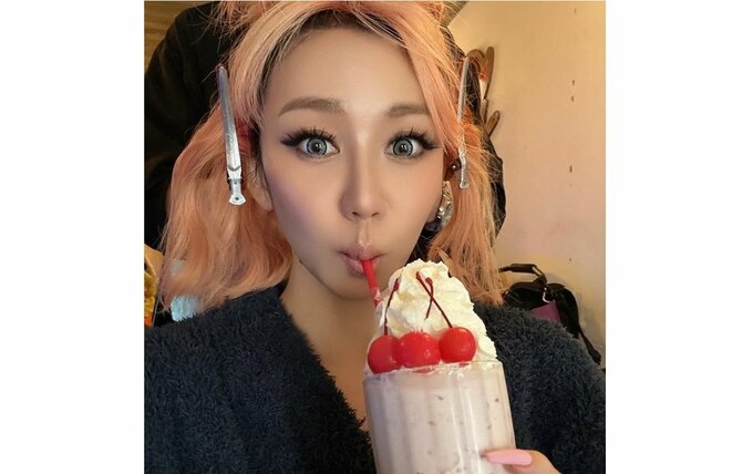 【倖田來未】　「疲れた体に効くーーー！！！！ストロベリーシェイク」　オフショットを公開　「ほんと美味しすぎるるるー！！甘すぎず、甘くなさ過ぎず！！」|TBS NEWS DIG