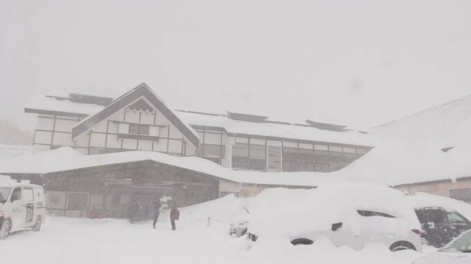 【速報】青森・酸ケ湯の積雪が500cmに　2013年以来12年ぶりに観測　“世界一の豪雪地帯”　|　青森のニュース│ATV NEWS│青森テレビ