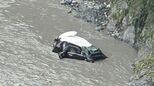 【速報】車両が川に転落した模様　車内にいた70代女性とみられる人物は死亡　山梨・早川町　|　山梨のニュース | ＵＴＹテレビ山梨