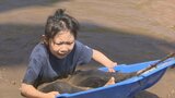 泣いたり笑ったり 親子で泥まみれ! こどもの日恒例の「どろんこレース」 今年も白熱 山梨・北杜市|TBS NEWS DIG