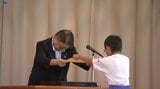 長年にわたり地域の交通安全活動に貢献 手代森小に感謝状 盛岡市|TBS NEWS DIG