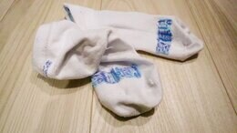 脱ぎ捨てられた靴下にイラッ…実は「靴下の裏返し」は洗濯には好都合だった!プロに聞いた意外な洗濯術|TBS NEWS DIG