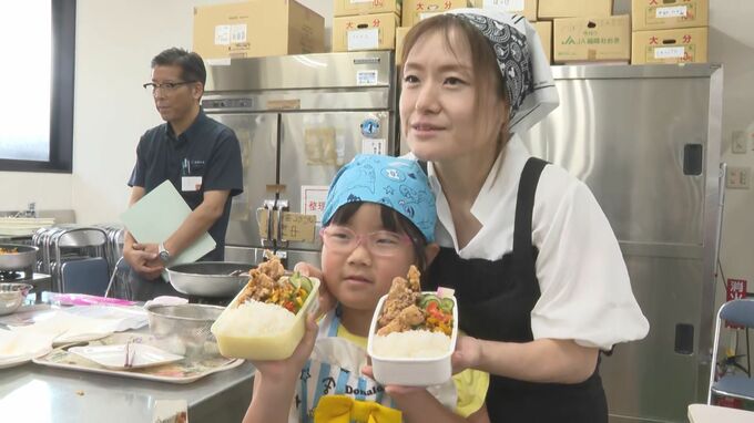 小学生にプロの技を直伝! 名物「中津からあげ」夏休み親子料理教室が初開催　|　大分のニュース｜OBS NEWS｜大分放送