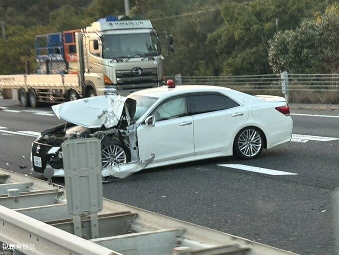 覆面パトカーがトラックと衝突　違反車両を取り締まり中に　けが人はなし　山陽自動車道　|　RCC NEWS | 広島ニュース | RCC中国放送