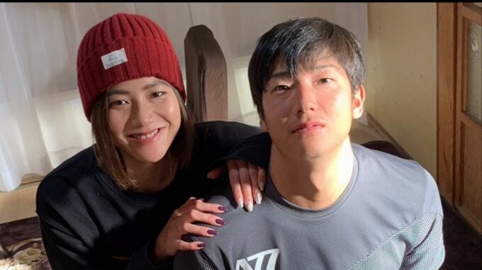 「慎太郎も甲子園にいると思った」阪神優勝　故・横田慎太郎選手の姉真子さん大号泣　ユニフォームと胴上げ…岩崎投手との絆|TBS NEWS DIG