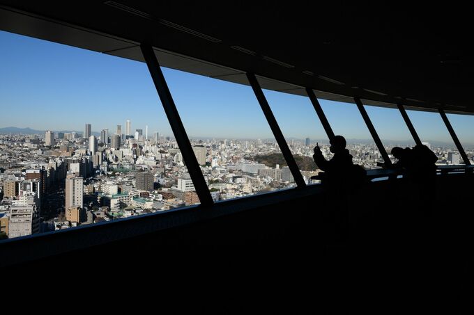 債券は上昇、米関税巡る懸念で買い優勢－あすの20年入札には警戒感