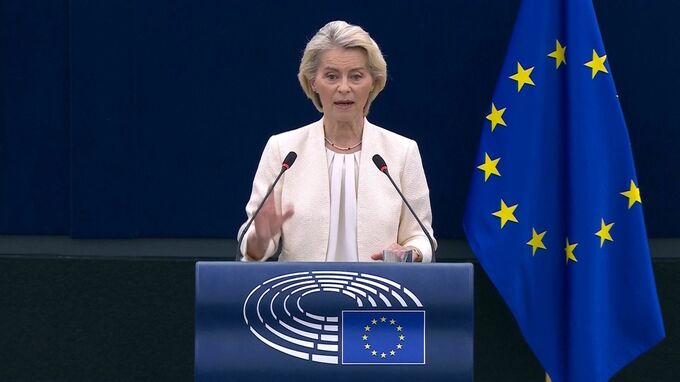 EUが15歳未満SNS利用制限へ EU委員長が議会に提案へ AIや一部オンラインゲームも対象見込み