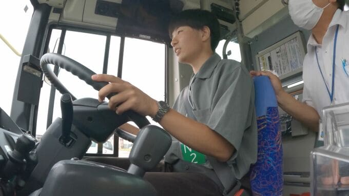 バス運転士の7割が50～60代　深刻な高齢化と人手不足　交通局が“運転体験会”で活路模索　山口・宇部　|　山口のニュース・天気・防災｜tys NEWS｜ｔｙｓテレビ山口