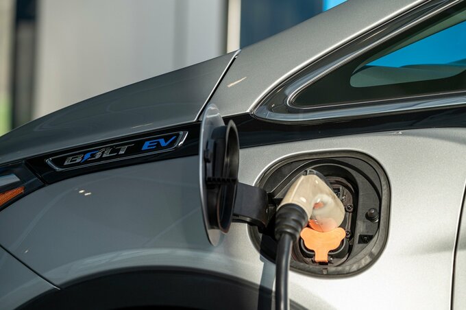 ＧＭ、ＥＶ「ボルト」の生産計画を縮小－税控除廃止による需要減懸念