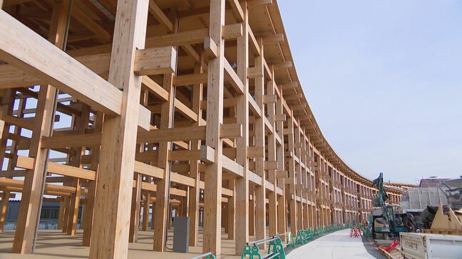 愛知は万博開幕20年で「愛・地球博20祭」会場で吉村知事は“0歳児”大阪・関西万博をアピール…でも前売り販売は“苦戦中”|TBS NEWS DIG