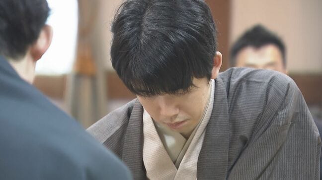 将棋の藤井聡太七冠(22)の6連覇か杉本和陽六段(33)の初タイトル獲得か 「棋聖戦五番勝負」の第1局が始まる 栃木・日光市|TBS NEWS DIG
