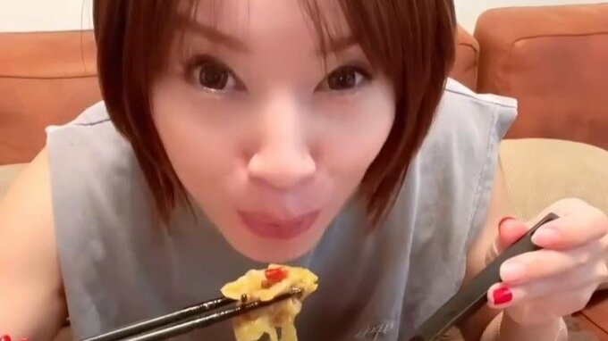 【 鈴木亜美 】子どもたち帰宅前の「大切な時間」　暑い昼間のルーティン「火鍋」　フォロワー共感「家事もこなし仕事もして子育てして」|TBS NEWS DIG