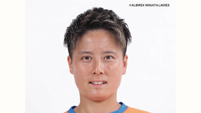 DF園田瑞貴選手(28)と契約更新 「ファンサポーターの皆様と共に喜び合えるように頑張る」アルビレックス新潟レディース|TBS NEWS DIG