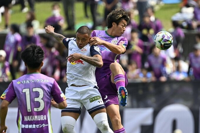 藤枝MYFC 真鍋3試合連続弾もPK負け【J2・J3百年構想リーグ第12節速報】|TBS NEWS DIG