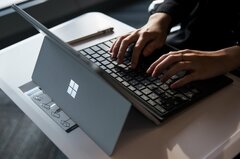 マイクロソフト、「Surface」大幅値上げ－半導体不足の影響鮮明| TBS CROSS DIG with Bloomberg