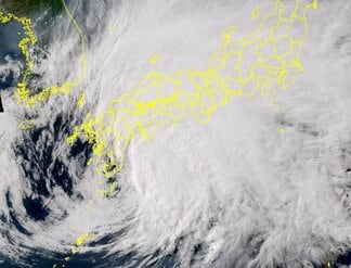 【台風6号・関東甲信】3日朝から夕方にかけて関東甲信地方に最接近の見込み　3日は土砂災害やうねりを伴った高波に厳重に警戒し、低い土地や地下施設への浸水、河川の増水や氾濫、暴風に警戒を【風と雨のシミュレーション】　|　富山のニュース｜天気・防災｜チューリップテレビ