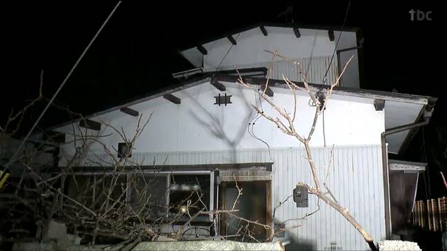 「2月頃に亡くなった」自宅の居間に 当時84歳の母親の遺体放置した疑い　55歳の無職の男逮捕　宮城・多賀城市|TBS NEWS DIG