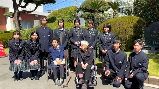 81年前のきょう 空襲で犠牲になった軍需工場の学徒慰霊祭 元同級生(97)も参列 鹿児島高校|TBS NEWS DIG