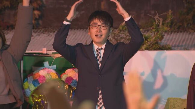 鹿児島県議補選志布志市・曽於郡区　久井仁貴氏(35)初当選「街を育て、発展させていく」|TBS NEWS DIG