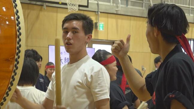 「体育館が揺れ、すごかった」特別支援学校と日本航空高校の生徒ら　和太鼓演奏で交流　山梨|TBS NEWS DIG