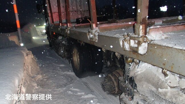 青信号で発進した途端…左リアのダブルタイヤ2本とも脱落　大型トラックの運転手「ハンドルを取られる感覚がした」去年10月末から11月上旬に交換　北海道士別市|TBS NEWS DIG