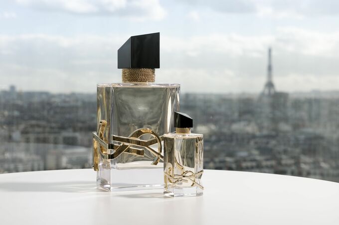 仏ロレアル、増収率が予想上回る－高級メーク用品・香水への需要好調