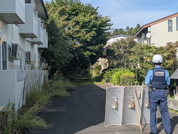 米沢市でクマ2頭目撃　クマは空き家敷地内のやぶに潜んでいるか　箱ワナ設置され付近は閉鎖（山形）|TBS NEWS DIG
