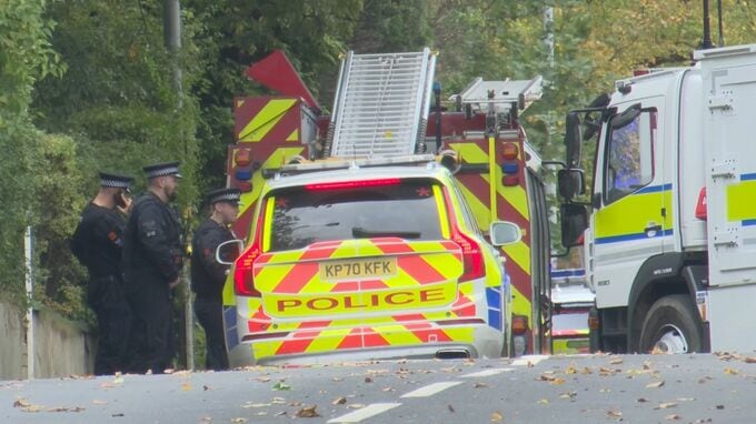 射殺された容疑者は35歳のシリア系イギリス人か　イギリス・マンチェスターのユダヤ教礼拝所付近でテロ事件|TBS NEWS DIG