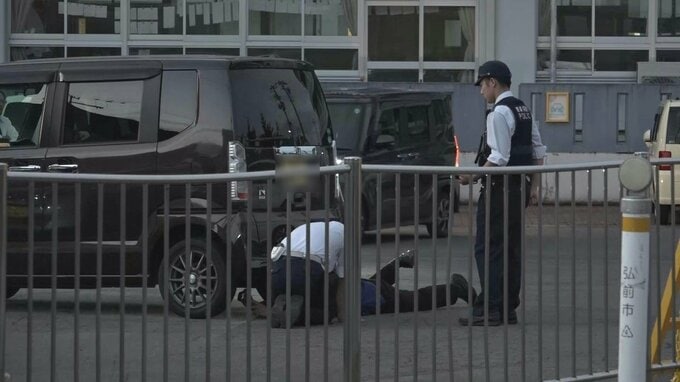 【速報・追記】「車と人がぶつかった」小学校の敷地内で84歳の女性が車にはねられ病院搬送　約50分後に死亡確認　青森県弘前市|TBS NEWS DIG