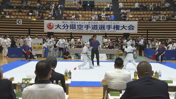 日ごろの鍛錬の成果を披露　大分県空手道選手権大会　|　大分のニュース｜OBS NEWS｜大分放送