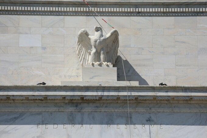 FOMCは中立に寄っただけでタカ派ではない/日銀はビハインドのリスク継続