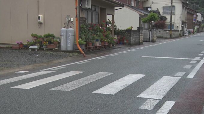 5歳の女の子、横断歩道付近で警察車両にはねられる　頭を打ち救急搬送　「被害者、そのご家族及び県民の皆様に深くお詫び申し上げます」県警がコメント　|　BSSニュース | BSS山陰放送