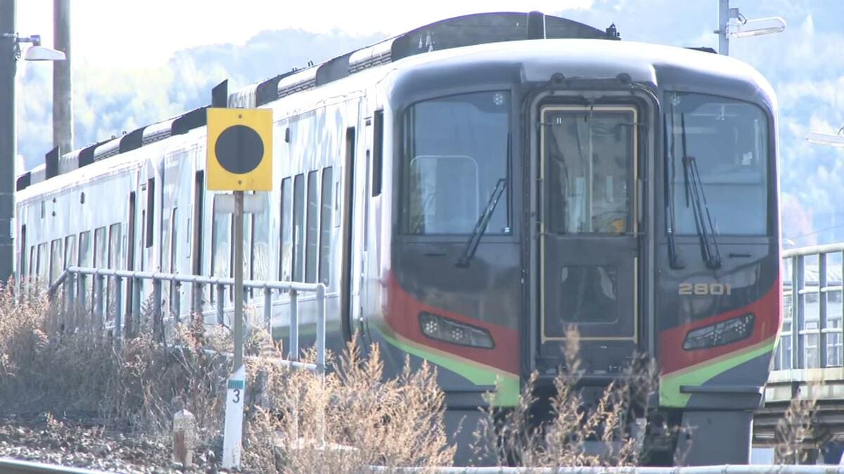 特急「南風」車内で、サバイバルナイフで車掌を切りつけたか⋯大阪・枚方市の63歳男を現行犯逮捕　乗客から「線路に避難している」と通報【高知】 | TBS NEWS DIG (1ページ)