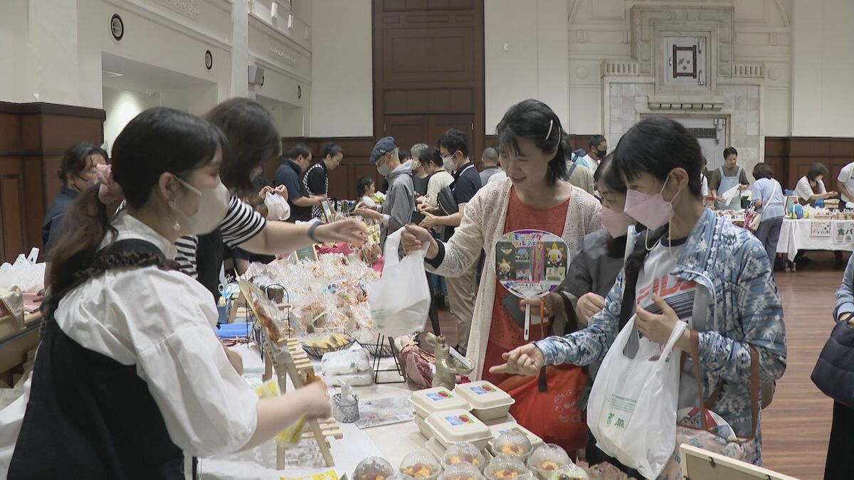 片手で食べられるモーニングメニュー」求めて イベントに約700人が大
