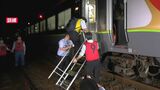 「瀬戸大橋線で列車が故障したら…」JR西日本とJR四国が5年ぶりに合同訓練 乗客を線路に降ろし避難誘導|TBS NEWS DIG