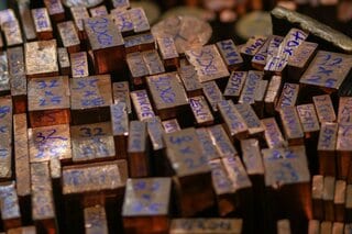 LME銅価格、最高値更新後も上昇継続－供給ひっ迫なお続く| TBS CROSS DIG with Bloomberg