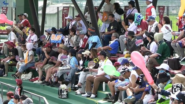 HR2本放った楽天の浅村栄斗選手やヤクルト村上宗隆選手ら豪華な顔ぶれ 2000人超の観客が大興奮 岩手・陸前高田市でファーム公式戦 地域の小学生による始球式も|TBS NEWS DIG