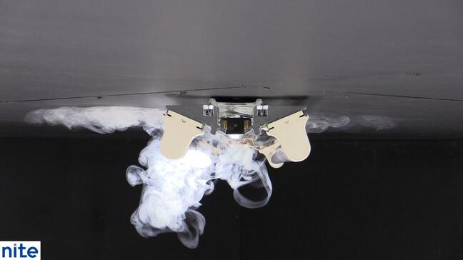 【LEDランプ】交換したのに発火事故?…原因は土台の寿命 設置10年超で発煙発火急増、15年で赤信号|TBS NEWS DIG