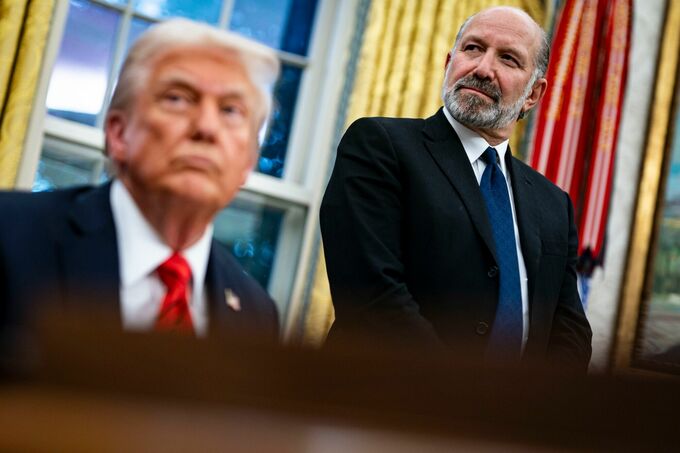 トランプ大統領、４日に関税発動の構え－カナダとメキシコ、中国対象