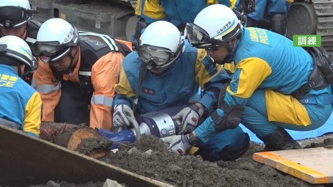 台風の中、地震で土砂崩落が起きた想定　山間地域で官民連携の初動対応訓練　山梨・丹波山村|TBS NEWS DIG
