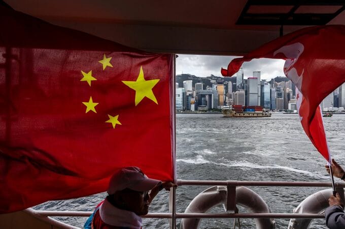 中国人民銀、金準備の一部をロンドンから香港へ移す－取引拠点育成へ
